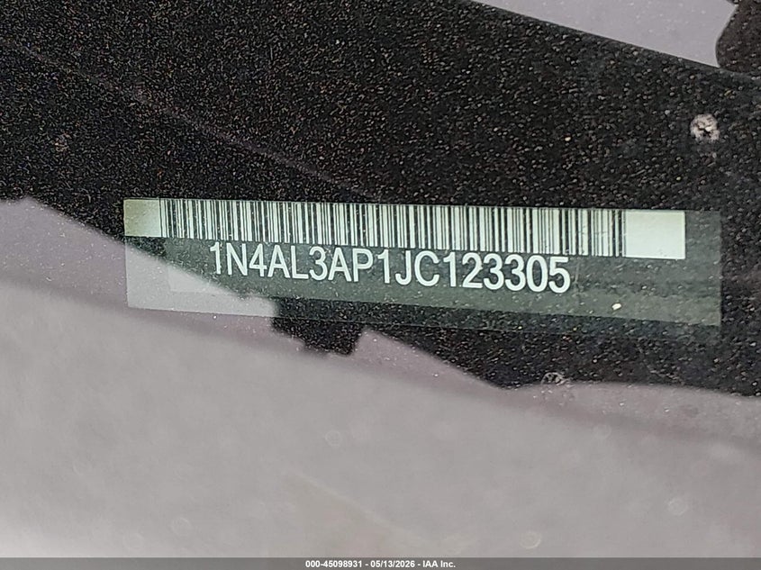 2018 Nissan Altima VIN 1N4AL3AP1JC123305 IAAI salvage auction — SIDE, Salvage (Maine), sold $800 on 2026-09-13 (photo 9)