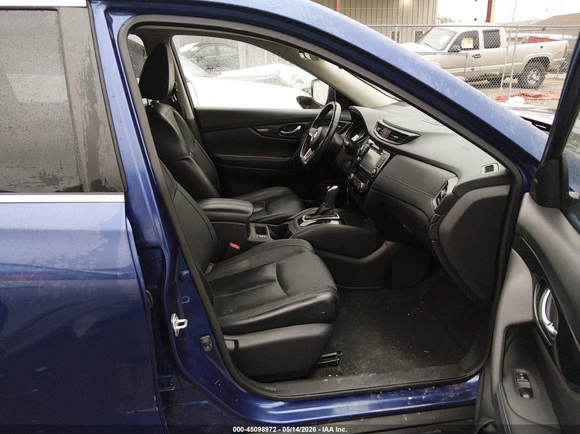2017 Nissan Rogue VIN JN8AT2MV4HW001842 IAAI salvage auction — FRONT END, Salvage (West Virginia), sold $1,950 on 2026-07-23 (photo 5)