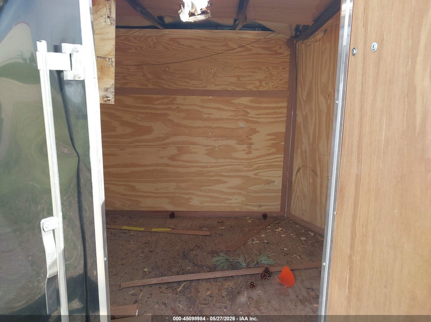 2014 Haul mark ind Trailer VIN 575PB1624EH266508 IAAI salvage auction — STORM DAMAGE, Regular (South Dakota), sold $325 on 2026-07-28 (photo 5)