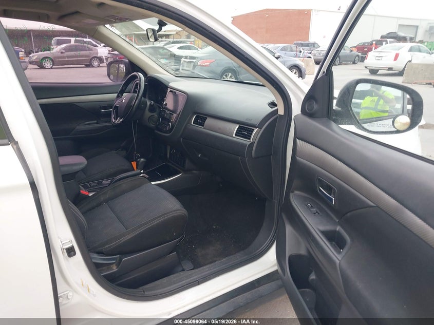 2017 Mitsubishi Outlander VIN JA4AD3A39HZ013897 IAAI salvage auction — FRONT END, Salvage (Texas), sold $1,475 on 2026-07-22 (photo 5)