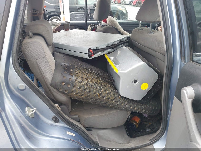 2007 Honda Cr-v VIN JHLRE385X7C002246 IAAI salvage auction — REAR END, Rebuildable (Florida), sold $575 on 2026-07-23 (photo 8)