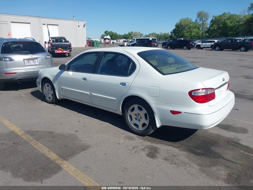 2001 Infiniti I30 VIN JNKCA31A91T008471 IAAI salvage auction — NORMAL WEAR, Clear (Utah), sold $275 on 2026-07-16 (photo 3)