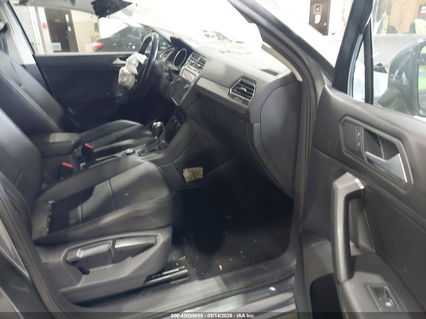 2019 Volkswagen Tiguan VIN 3VV2B7AX3KM058130 IAAI salvage auction — FRONT END, Mv-907A (New York), sold $1,750 on 2026-08-06 (photo 5)