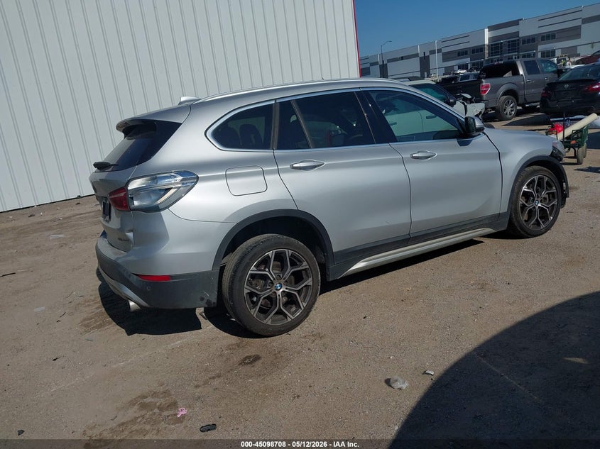 2021 BMW X1 VIN WBXJG7C03M5S82571 IAAI salvage auction — FRONT & REAR, Original (Texas), sold $3,150 on 2026-07-07 (photo 4)