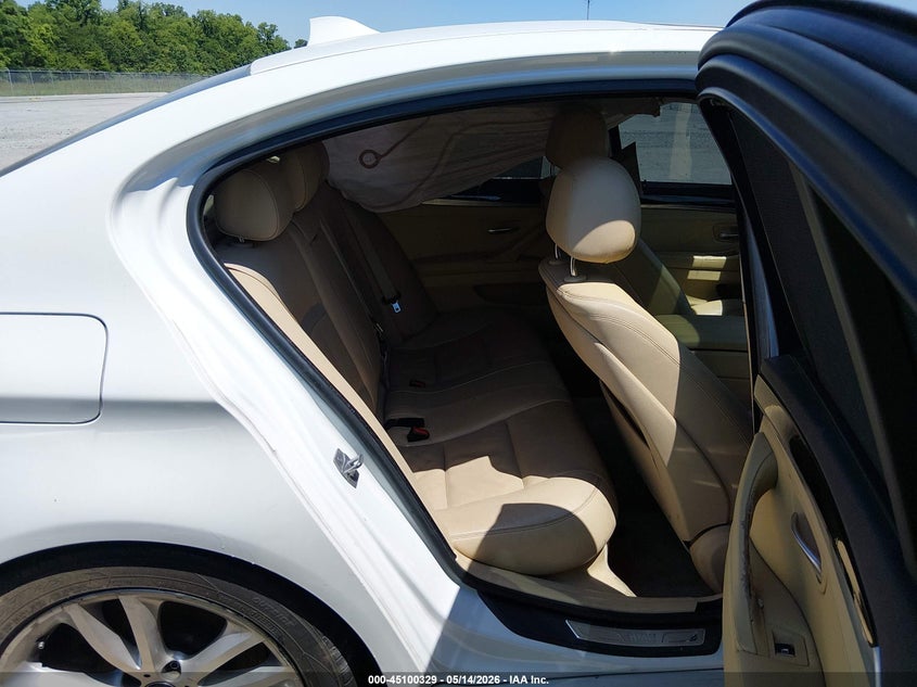 2015 BMW 5er VIN WBA5B1C54FG126162 IAAI salvage auction — LEFT SIDE, Salvage Title, sold $1,975 on 2026-08-11 (photo 8)