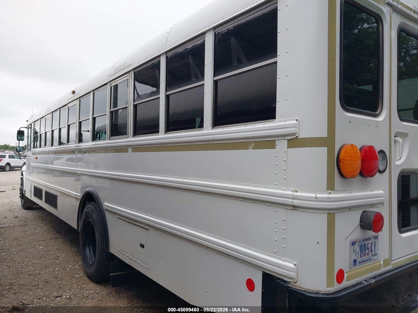2015 Ic corporation 3000 ce VIN 4DRAMAANXFB685836 IAAI salvage auction — NORMAL WEAR, Sf97 (Missouri), sold $1,000 on 2026-07-09 (photo 3)