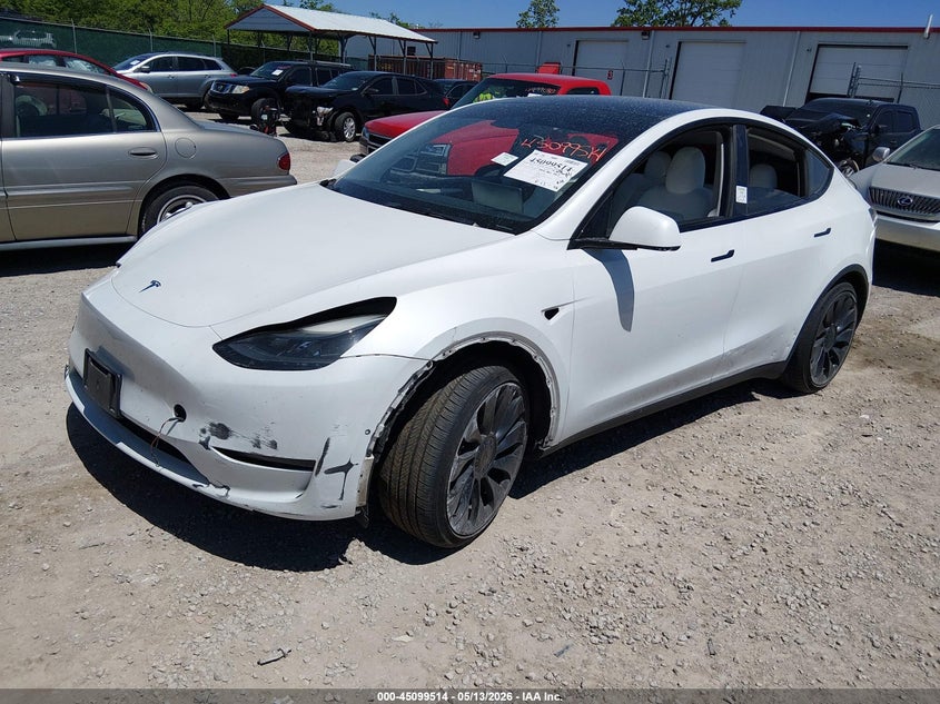 2022 Tesla Model y VIN 7SAYGDEF5NF522847 IAAI salvage auction — RIGHT FRONT, Salvage (Kentucky), sold $6,500 on 2026-07-30 (photo 2)