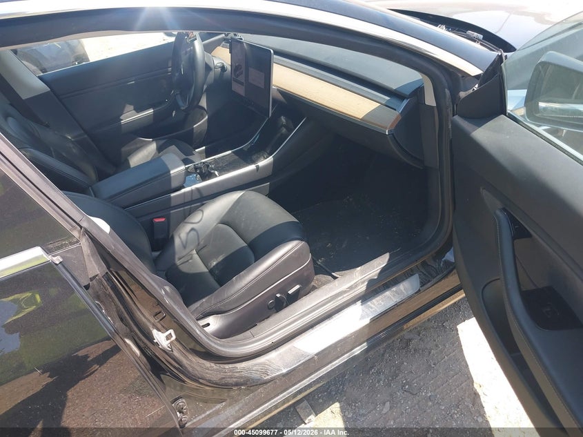 2019 Tesla Model 3 VIN 5YJ3E1EA8KF304493 IAAI salvage auction — EXTERIOR BURN, Salvage Title, sold $3,475 on 2026-07-23 (photo 5)