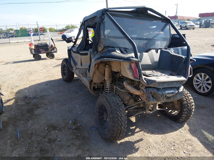 2024 Honda Sxs VIN 1HFVE06A7R4400463 IAAI salvage auction — SIDE, Salvage (Tennessee), sold $7,100 on 2026-07-14 (photo 3)