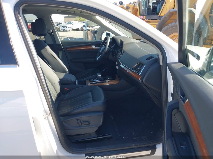 2022 Audi Q5 VIN WA1ABAFY4N2115420 IAAI salvage auction — REAR END, Salvage (California), sold $12,650 on 2026-07-09 (photo 5)