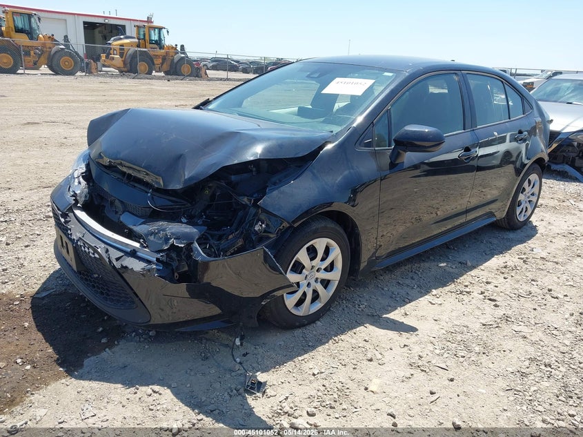 2022 Toyota Corolla VIN 5YFEPMAE8NP380415 IAAI salvage auction — FRONT & REAR, Salvage (Texas), sold $725 on 2026-07-28 (photo 2)
