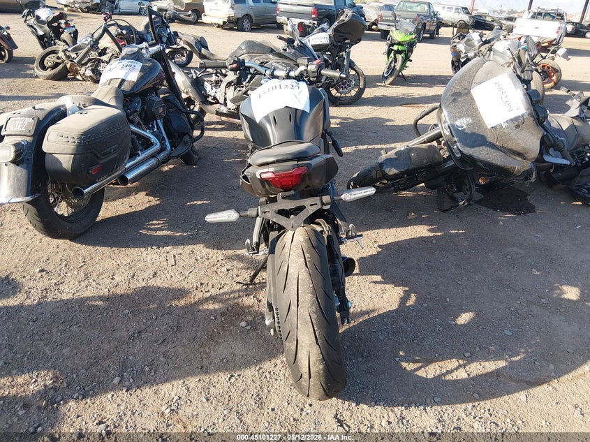 2025 Yamaha VIN JYARM48E4SA002751 IAAI salvage auction — LEFT & RIGHT, Salvage (Arizona), sold $4,600 on 2026-07-07 (photo 6)