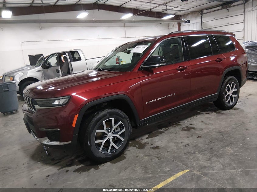 2024 Jeep Grand cherokee VIN 1C4RJKBG4R8925454 IAAI salvage auction — HAIL, Salvage (Iowa), sold $19,725 on 2026-08-11 (photo 2)