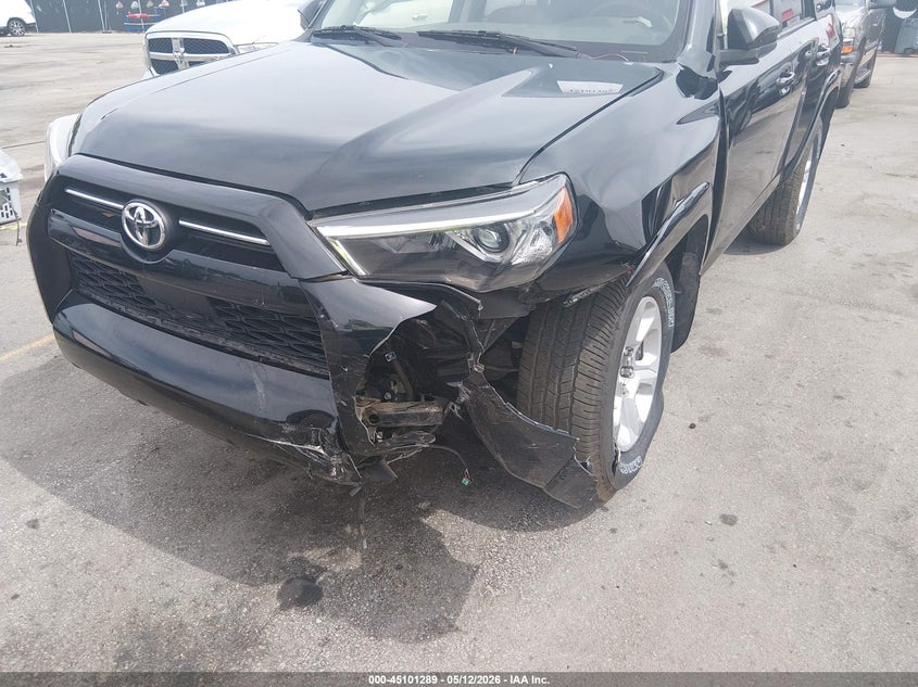 2021 Toyota 4runner VIN JTEEU5JR6M5238251 IAAI salvage auction — LEFT FRONT, Salvage (South Carolina), sold $8,100 on 2026-07-15 (photo 6)