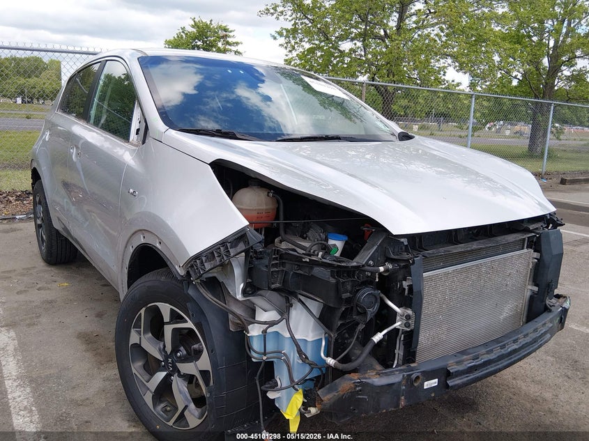 2022 Kia Sportage VIN KNDPMCACXN7959983 IAAI salvage auction — FRONT & REAR, Salvage (New Jersey), sold $3,500 on 2026-07-06 (photo 1)