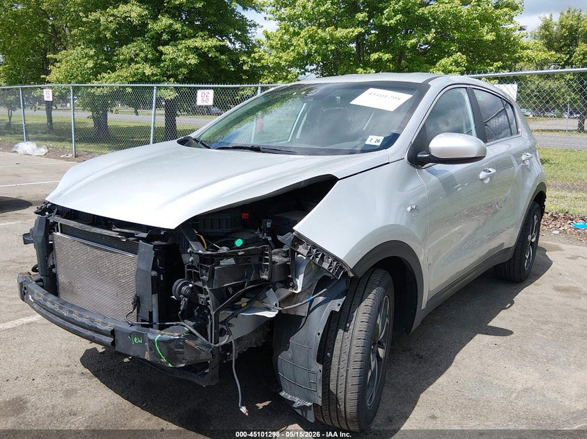 2022 Kia Sportage VIN KNDPMCACXN7959983 IAAI salvage auction — FRONT & REAR, Salvage (New Jersey), sold $3,500 on 2026-07-06 (photo 2)