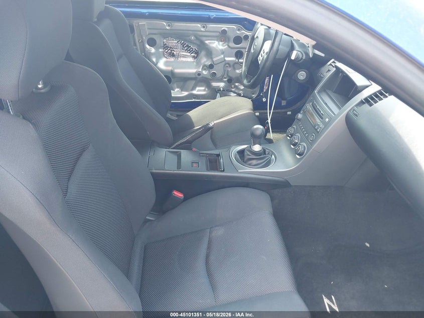 2003 Nissan 350z VIN JN1AZ34D13T116855 IAAI salvage auction — VANDALISM, Salvage (Idaho), sold $2,750 on 2026-07-16 (photo 5)