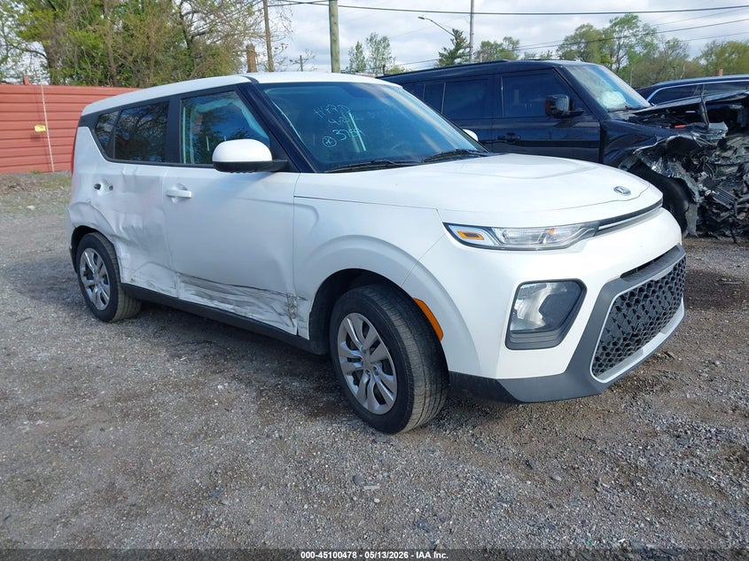 2020 Kia Soul VIN KNDJ23AU6L7703759 IAAI salvage auction — RIGHT SIDE, Clear (Michigan), sold $2,625 on 2026-08-19 (photo 1)