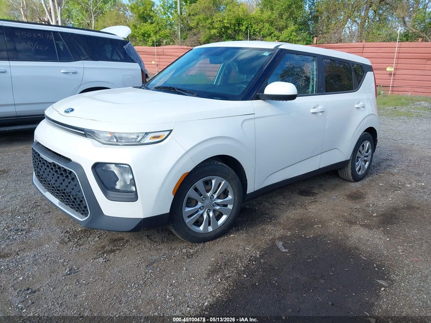 2020 Kia Soul VIN KNDJ23AU6L7703759 IAAI salvage auction — RIGHT SIDE, Clear (Michigan), sold $2,625 on 2026-08-19 (photo 2)