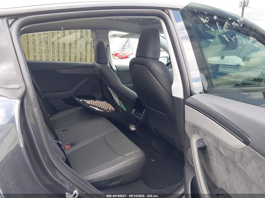 2026 Tesla Model y VIN 7SAYGDEE1TA614622 IAAI salvage auction — FRONT END, Salvage (Virginia), sold $9,125 on 2026-07-30 (photo 8)