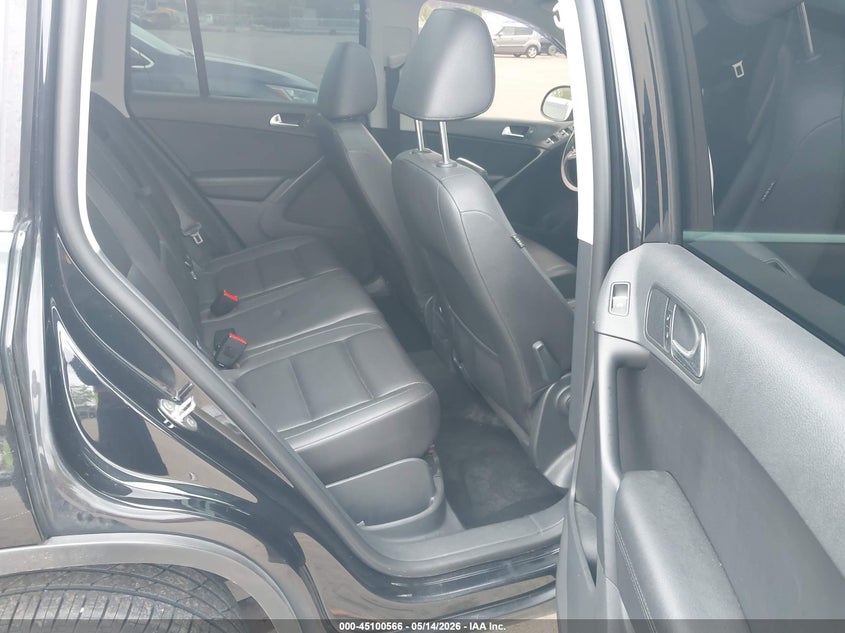 2012 Volkswagen Tiguan VIN WVGBV7AX3CW608042 IAAI salvage auction — HAIL, Salvage (Ohio), sold $975 on 2026-07-21 (photo 8)