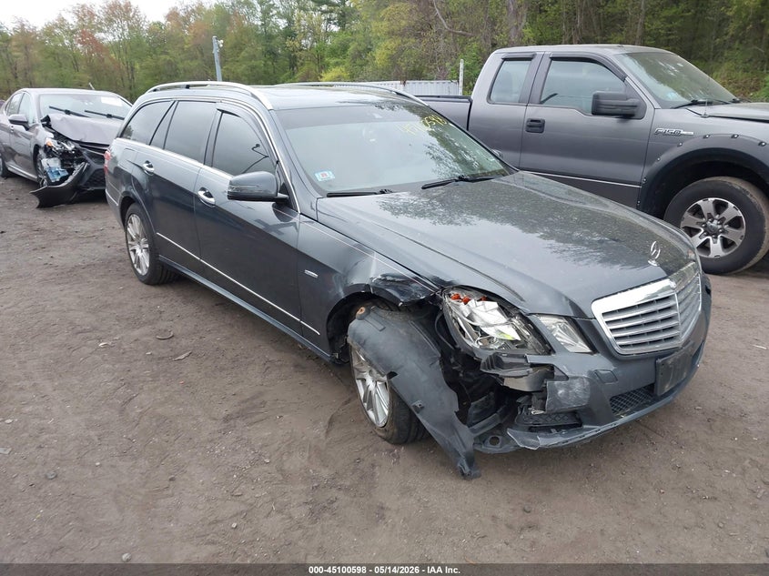 2012 Mercedes-benz E-klasse VIN WDDHH8JB9CA598054 IAAI salvage auction — RIGHT FRONT, Salvage (Massachusetts), sold $975 on 2026-07-28 (photo 1)