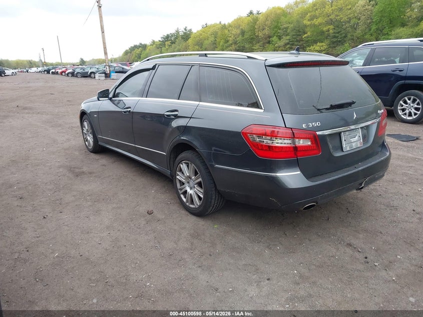 2012 Mercedes-benz E-klasse VIN WDDHH8JB9CA598054 IAAI salvage auction — RIGHT FRONT, Salvage (Massachusetts), sold $975 on 2026-07-28 (photo 3)