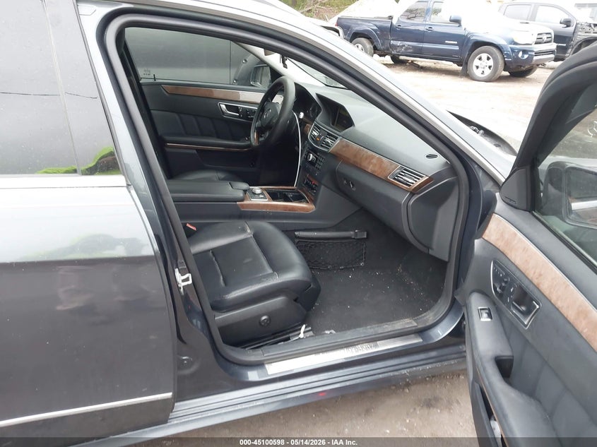 2012 Mercedes-benz E-klasse VIN WDDHH8JB9CA598054 IAAI salvage auction — RIGHT FRONT, Salvage (Massachusetts), sold $975 on 2026-07-28 (photo 5)