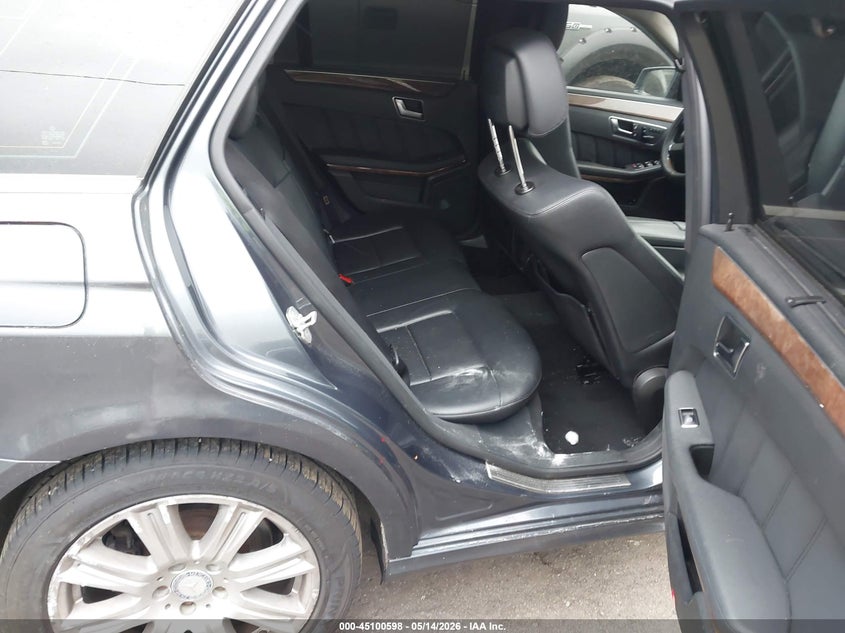 2012 Mercedes-benz E-klasse VIN WDDHH8JB9CA598054 IAAI salvage auction — RIGHT FRONT, Salvage (Massachusetts), sold $975 on 2026-07-28 (photo 8)