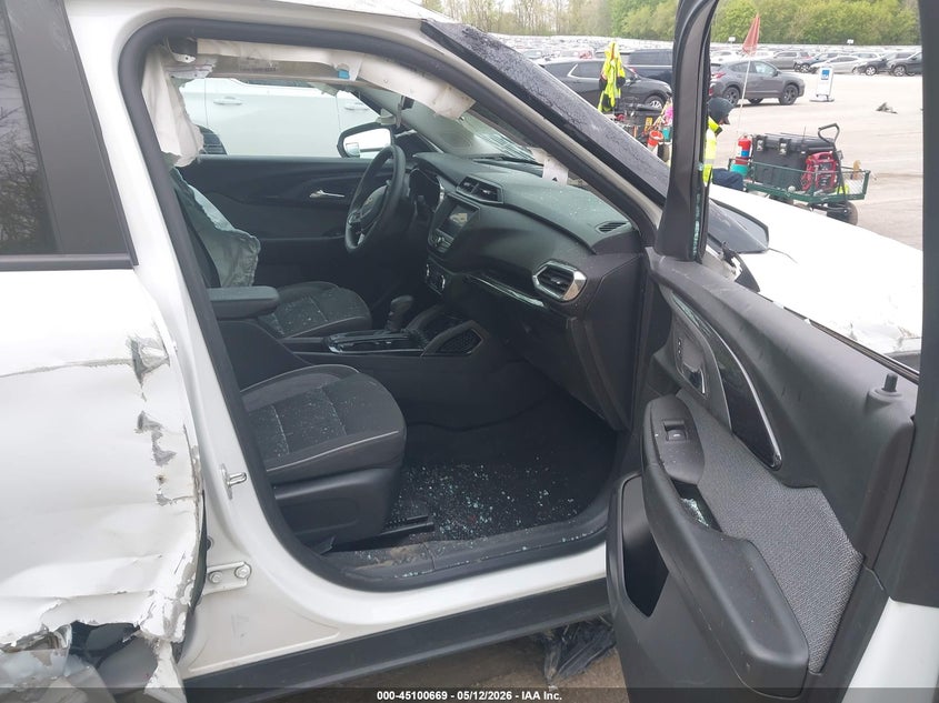 2023 Chevrolet Trailblazer VIN KL79MPSL6PB092058 IAAI salvage auction — LEFT & RIGHT, Scrap (Michigan), sold $1,250 on 2026-07-06 (photo 5)