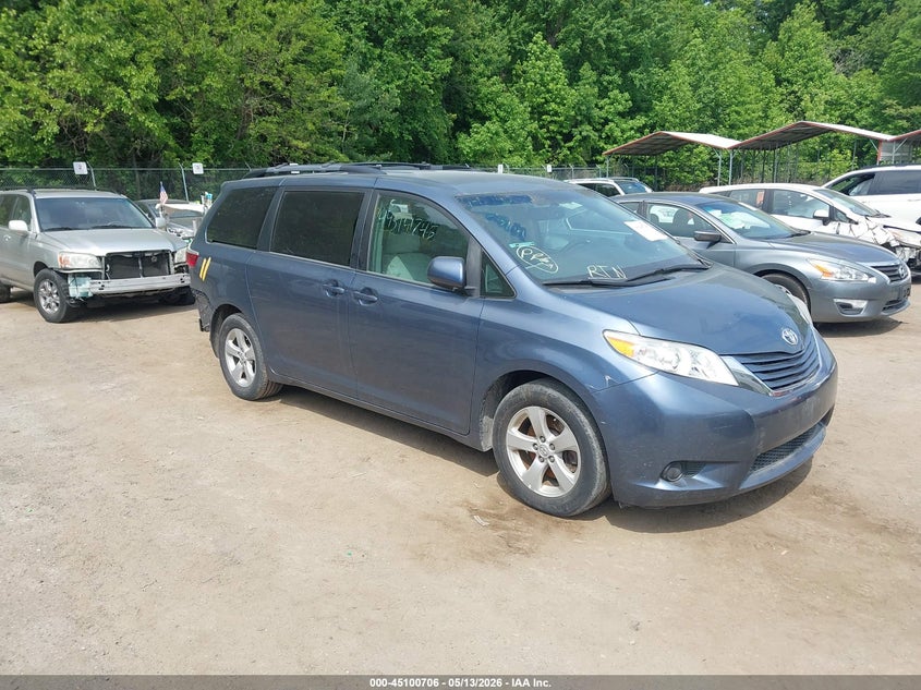 2017 Toyota Sienna VIN 5TDKZ3DC8HS829833 IAAI salvage auction — LEFT REAR, Salvage - 75% Or Less (Maryland), sold $2,650 on 2026-07-21 (photo 1)