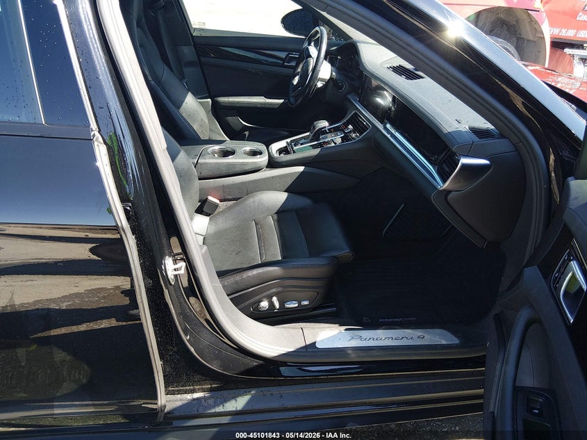 2018 Porsche Panamera VIN WP0AA2A76JL115260 IAAI salvage auction — HAIL, Clear (Missouri), sold $19,900 on 2026-07-18 (photo 5)