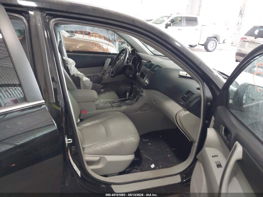 2012 Toyota Highlander VIN 5TDBK3EH5CS171539 IAAI salvage auction — LEFT SIDE, Salvage (Minnesota), sold $775 on 2026-07-22 (photo 5)