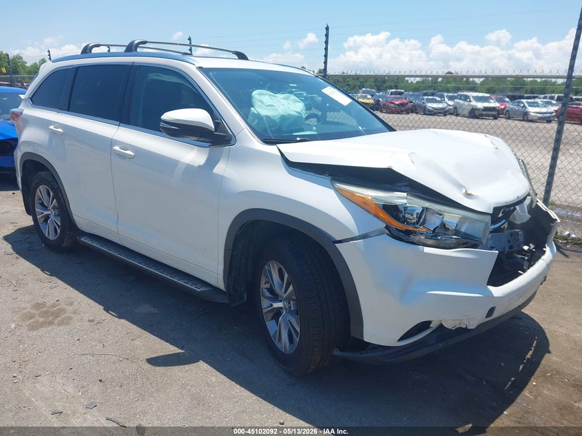 2015 Toyota Highlander VIN 5TDKKRFH0FS058698 IAAI salvage auction — FRONT END, Salvage (Louisiana), sold $5,650 on 2026-07-20 (photo 1)