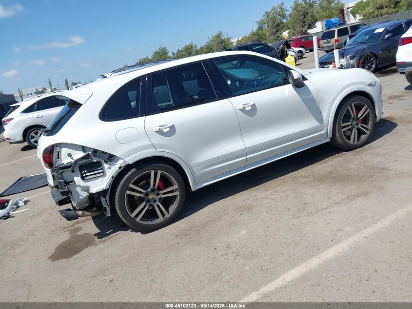 2013 Porsche Cayenne VIN WP1AD2A28DLA75407 IAAI salvage auction — LEFT SIDE, Salvage (California), sold $8,200 on 2026-07-20 (photo 4)