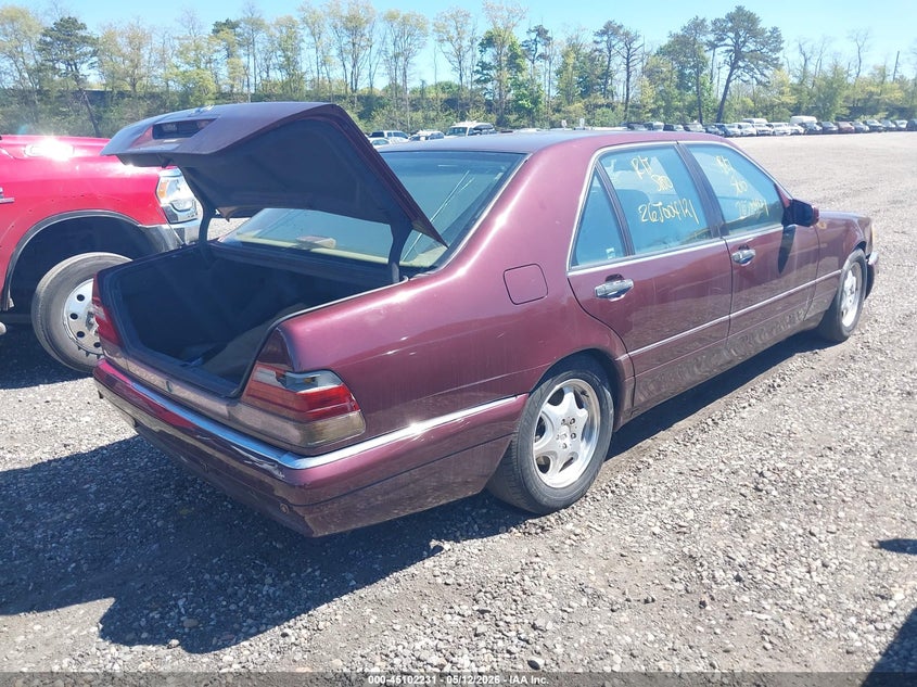 1997 Mercedes-benz S class VIN WDBGA43G0VA362132 IAAI salvage auction — RIGHT FRONT, Bill Of Sale (New York), sold $75 on 2026-07-21 (photo 4)
