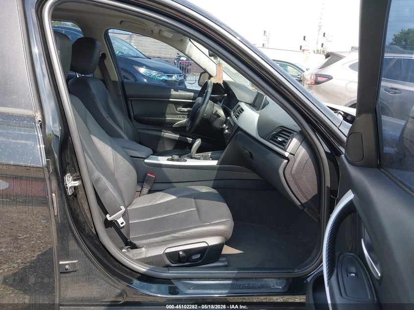 2013 BMW 3er VIN WBA3C1C58DF438153 IAAI salvage auction — HAIL, Clear (Missouri), sold $1,300 on 2026-08-03 (photo 5)