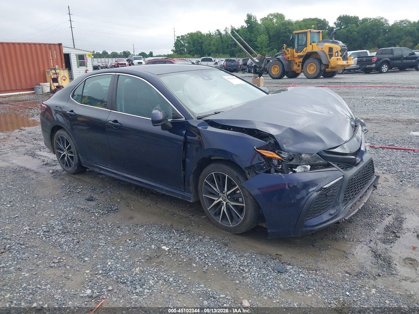 2021 Toyota Camry VIN 4T1G11AKXMU595192 IAAI salvage auction — FRONT END, Salvage Title, sold $3,550 on 2026-07-19 (photo 1)