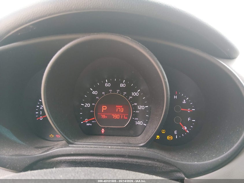 2016 Kia Soul VIN KNDJN2A27G7325540 IAAI salvage auction — FRONT & REAR, Salvage (Missouri), sold $1,100 on 2026-07-09 (photo 7)