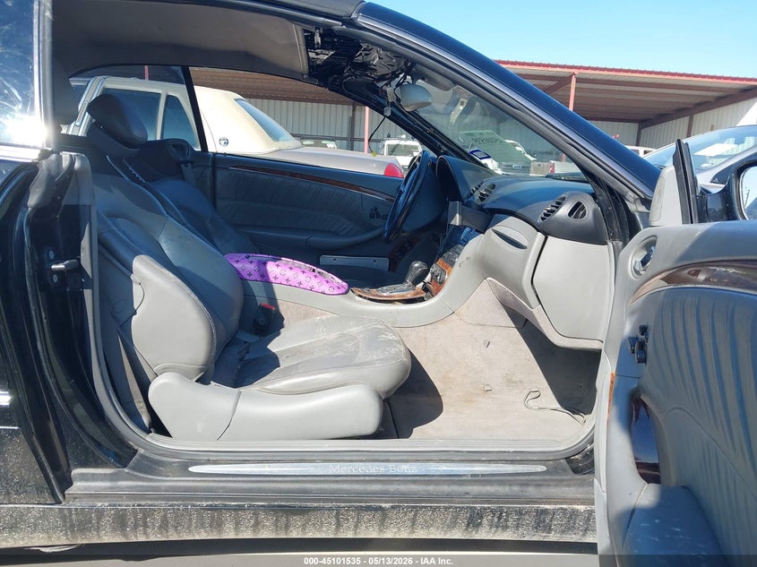 2006 Mercedes-benz Clk-class VIN WDBTK56G06T061489 IAAI salvage auction — FRONT & REAR, Salvage (Texas), sold $425 on 2026-07-14 (photo 5)