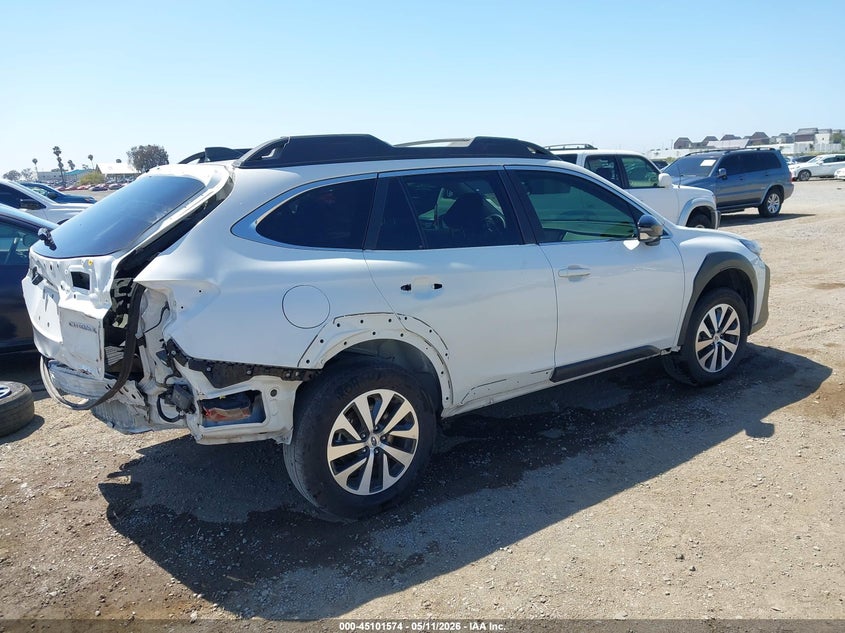 2024 Subaru Outback VIN 4S4BTADC6R3134206 IAAI salvage auction — REAR END, Clear - Dealer Only (California), sold $7,000 on 2026-07-29 (photo 4)