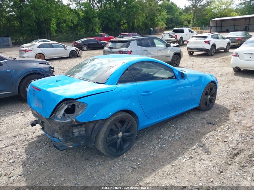 2009 Mercedes-benz Slk-class VIN WDBWK58F19F190569 IAAI salvage auction — REAR END, Prior Salvage (Minnesota), sold $1,450 on 2026-07-24 (photo 4)