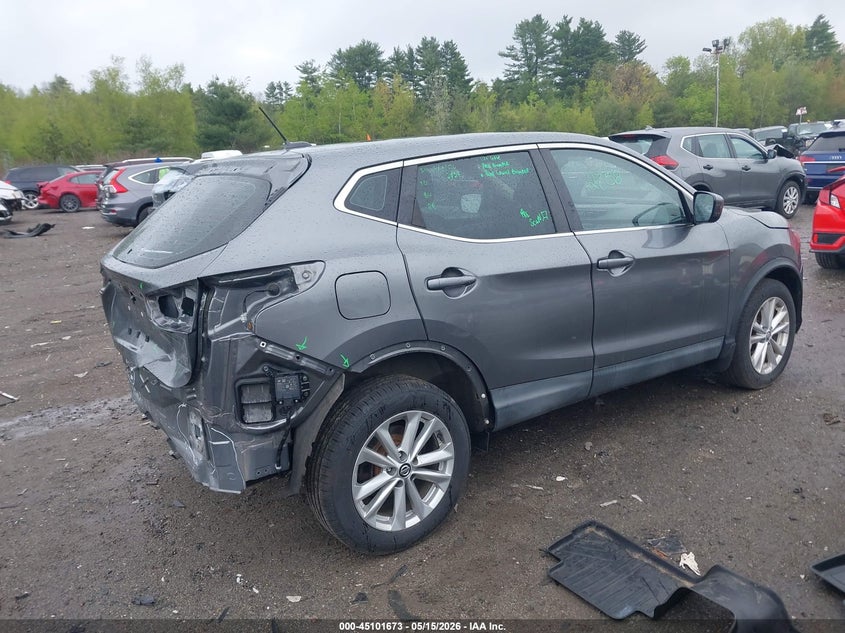 2019 Nissan Rogue VIN JN1BJ1CRXKW627023 IAAI salvage auction — REAR END, Salvage (Massachusetts), sold $2,300 on 2026-07-24 (photo 4)