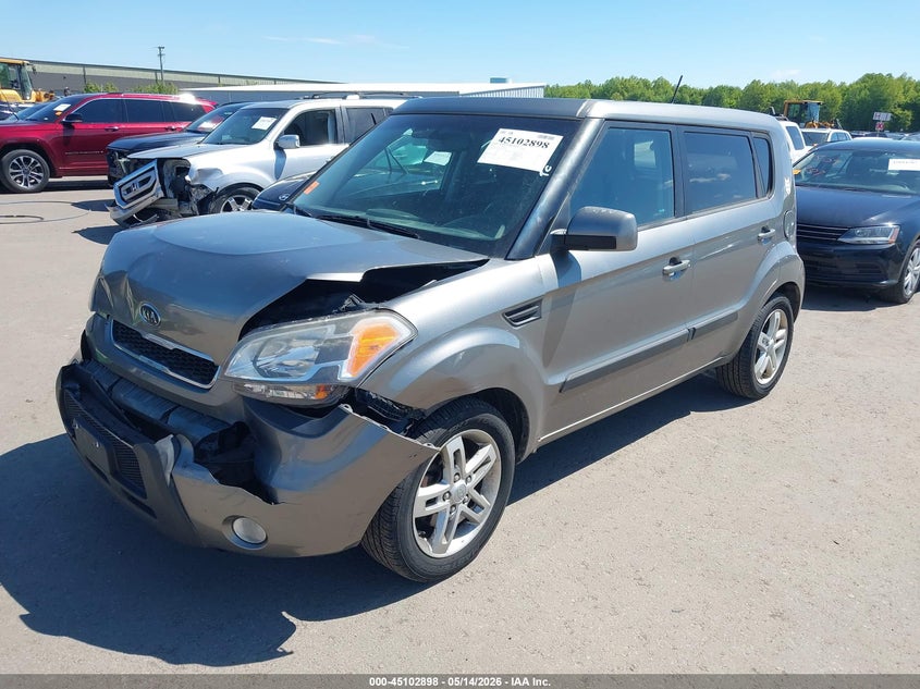 2011 Kia Soul VIN KNDJT2A21B7310594 IAAI salvage auction — FRONT END, Salvage (Ohio), sold $350 on 2026-07-28 (photo 2)