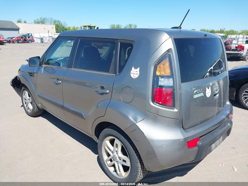 2011 Kia Soul VIN KNDJT2A21B7310594 IAAI salvage auction — FRONT END, Salvage (Ohio), sold $350 on 2026-07-28 (photo 3)