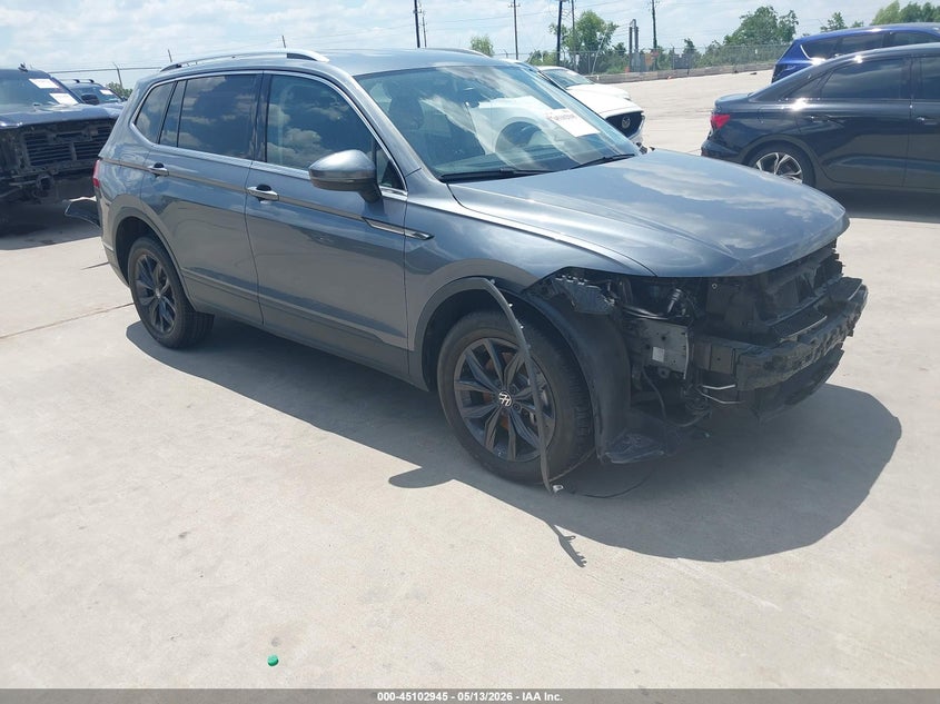 2024 Volkswagen Tiguan VIN 3VV3B7AXXRM108729 IAAI salvage auction — FRONT END, Salvage (Texas), sold $9,000 on 2026-07-24 (photo 1)