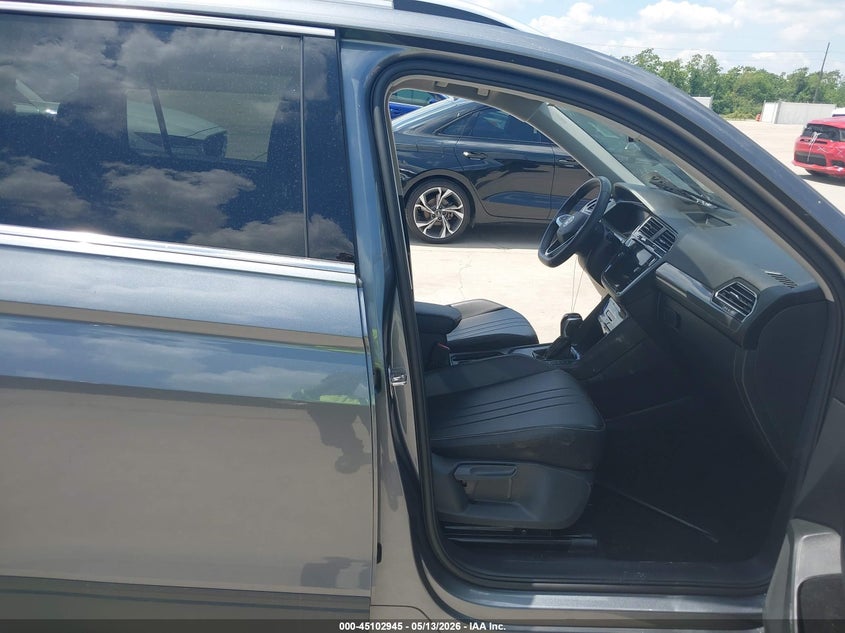 2024 Volkswagen Tiguan VIN 3VV3B7AXXRM108729 IAAI salvage auction — FRONT END, Salvage (Texas), sold $9,000 on 2026-07-24 (photo 5)