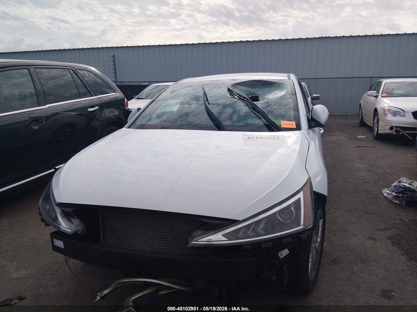 2020 Hyundai Elantra VIN 5NPD84LF0LH581931 IAAI salvage auction — FRONT END, Salvage (Ohio), sold $1,700 on 2026-07-12 (photo 6)