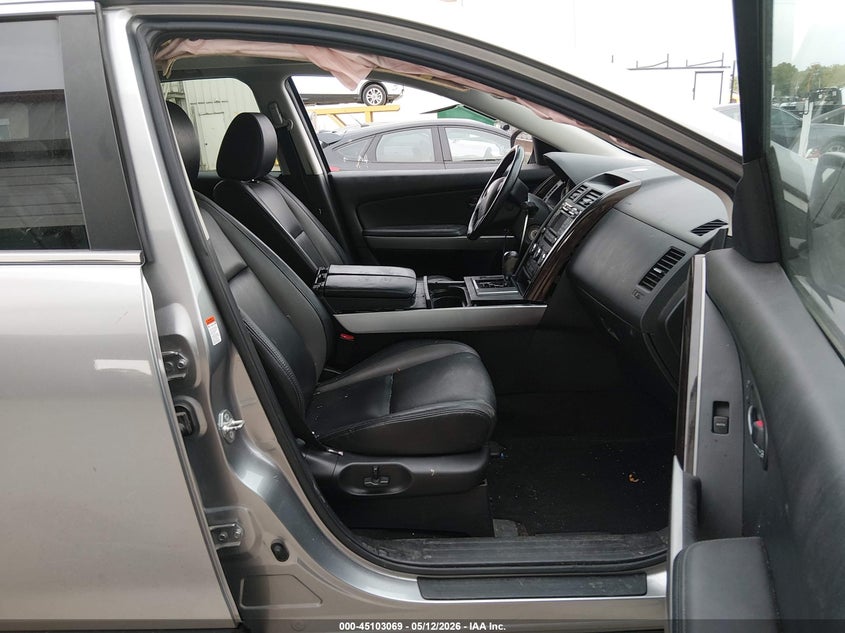 2010 Mazda Cx-9 VIN JM3TB2MA0A0213187 IAAI salvage auction — FRONT & REAR, Salvage (Illinois), sold $800 on 2026-07-14 (photo 5)