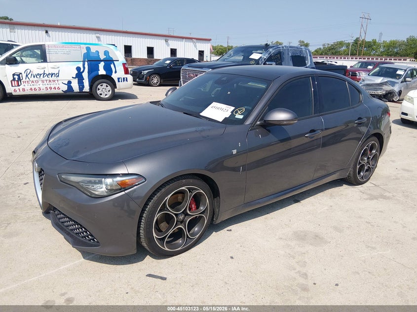 2022 Alfa romeo Giulia VIN ZARFAMBN7N7654778 IAAI salvage auction — RIGHT FRONT, Salvage (Missouri), sold $7,900 on 2026-07-07 (photo 2)